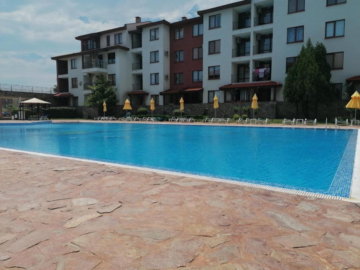 Private Apartments In Apolon Ράβντα Εξωτερικό φωτογραφία