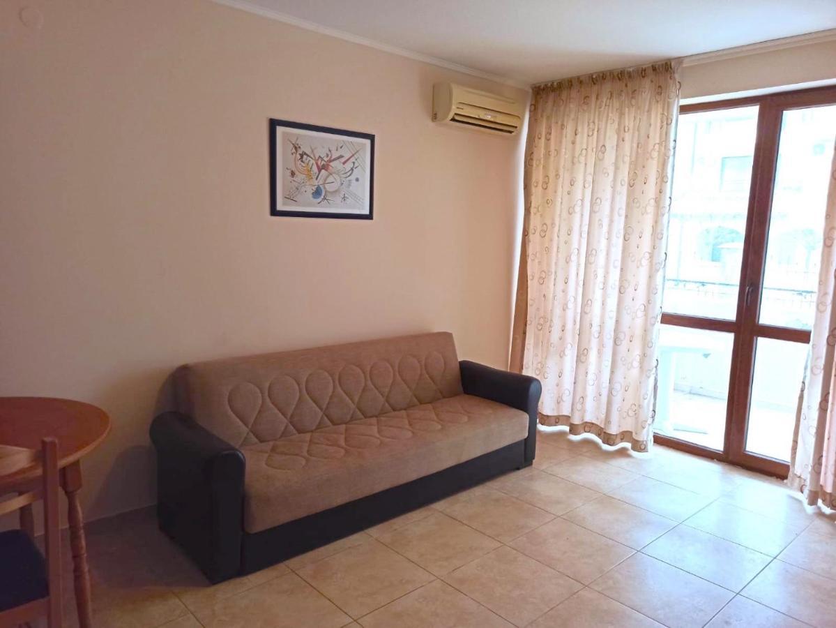 Private Apartments In Apolon Ράβντα Εξωτερικό φωτογραφία